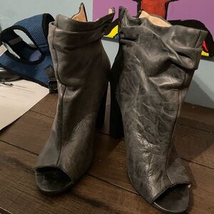 Chinese Laundry booties